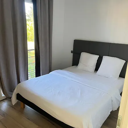 Mimosas P3 Apartment